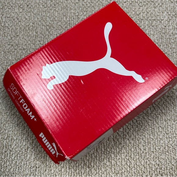 NEW Puma Toddler Sneakers Shoes Vista V Elderberry and White Size 6C new in box - Picture 3 of 3